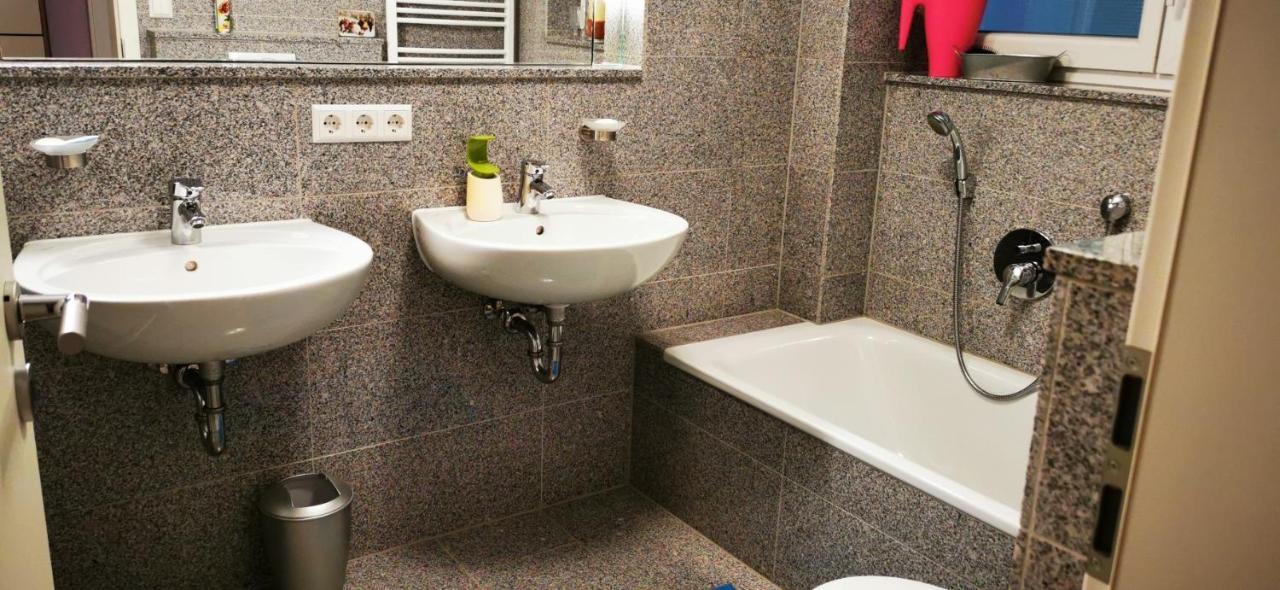 Tolle, Gemutliche, Voll Moblierte 3 Zimmer Wohnung. Baden-Baden Dış mekan fotoğraf